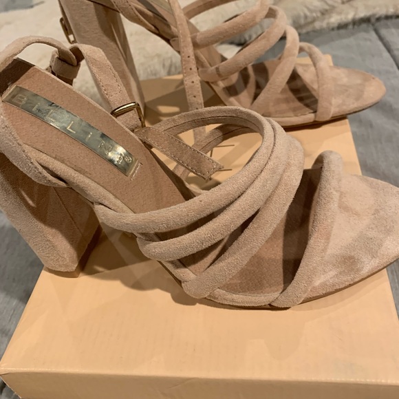 Beige strapped heels - Picture 5 of 8